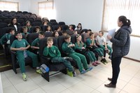 Alunos do 4º Ano da Escola Albano Hansen visitam o Poder Legislativo