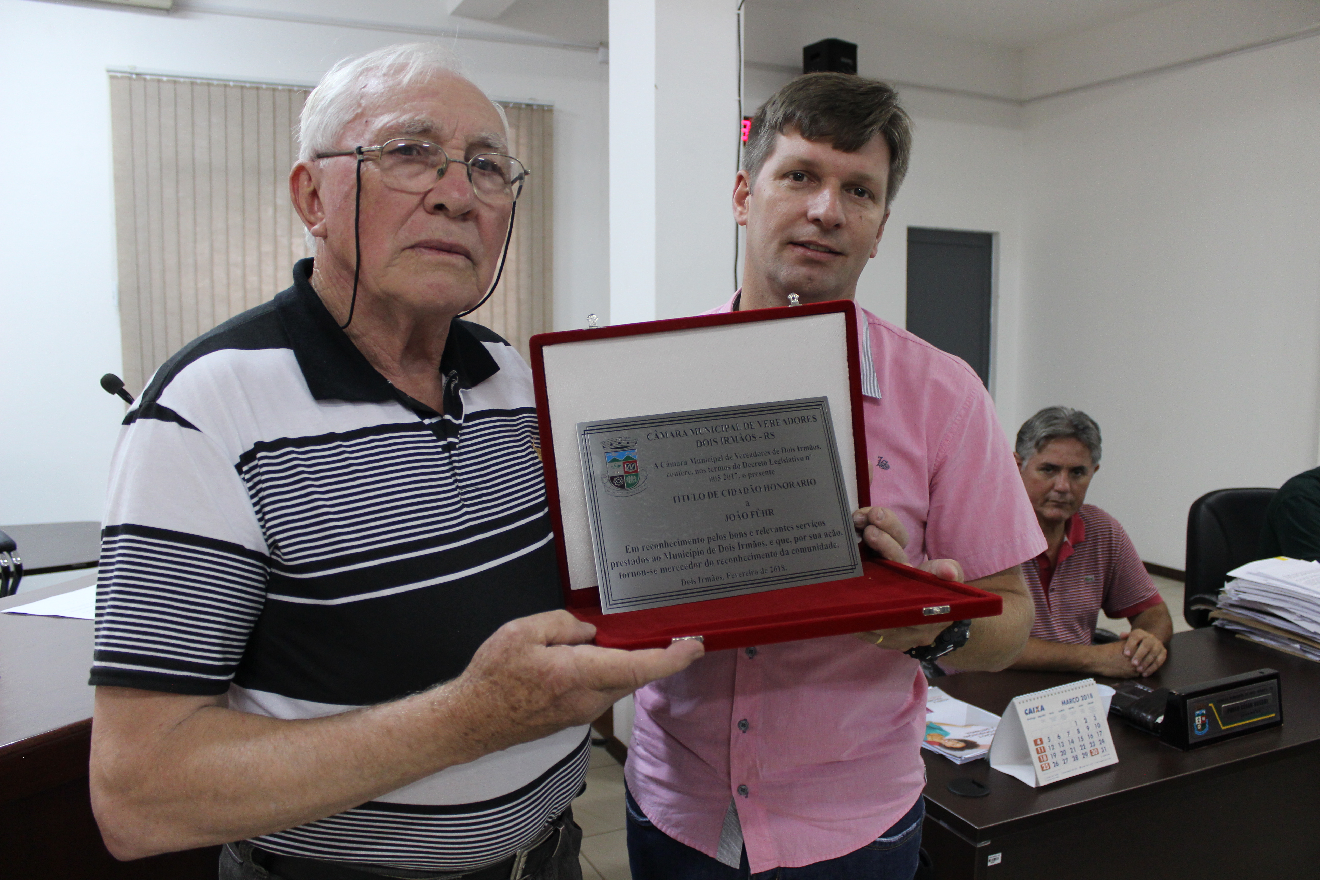 Câmara entrega Título Cidadão Honorário