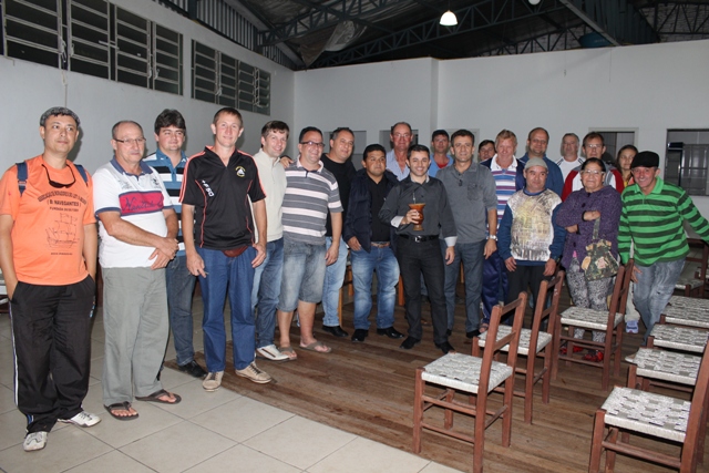 REUNIÃO NO BAIRRO SÃO JOÃO